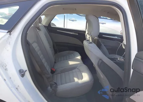 2014 Ford Fusion Hybrid S из США, поврежденный, VIN 3FA6P0UU0ER177261